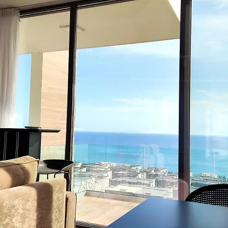 Luxury Sea View Apartment With Private Beach Just A Few Steps From The Center Palasë Exterior photo