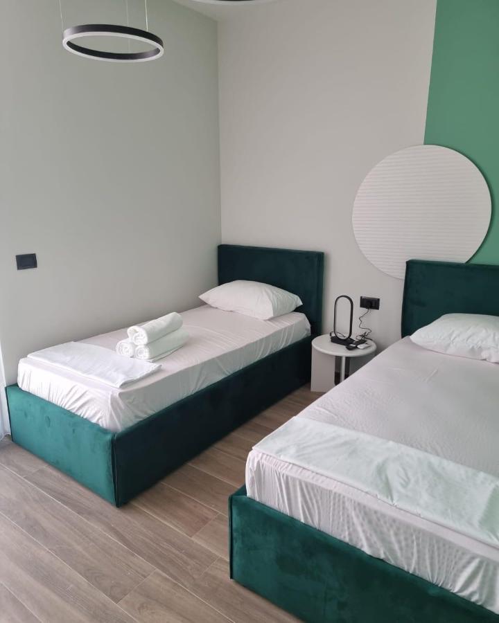 Luxury Sea View With Private Just A Few Steps From The Center Palasë