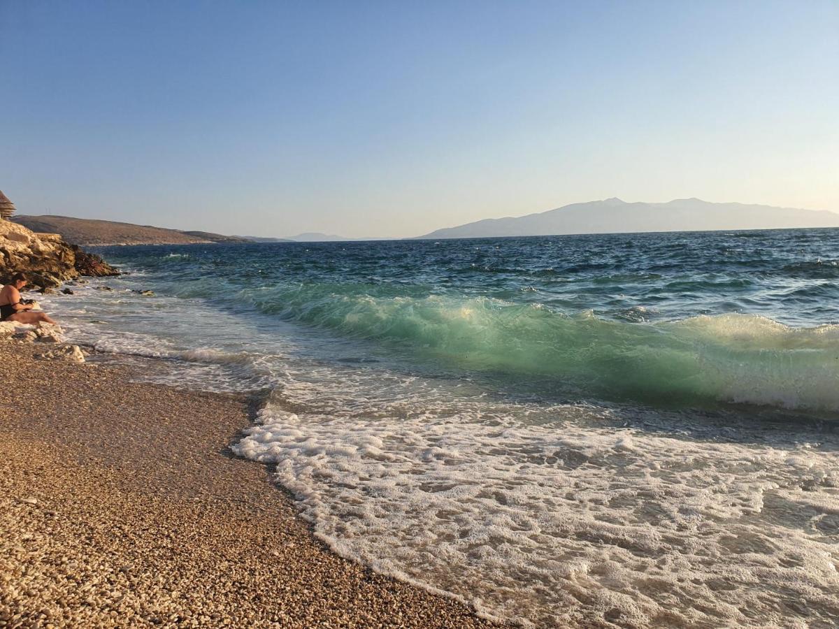Luxury Sea View With Private Just A Few Steps From The Center Appartement Palasë