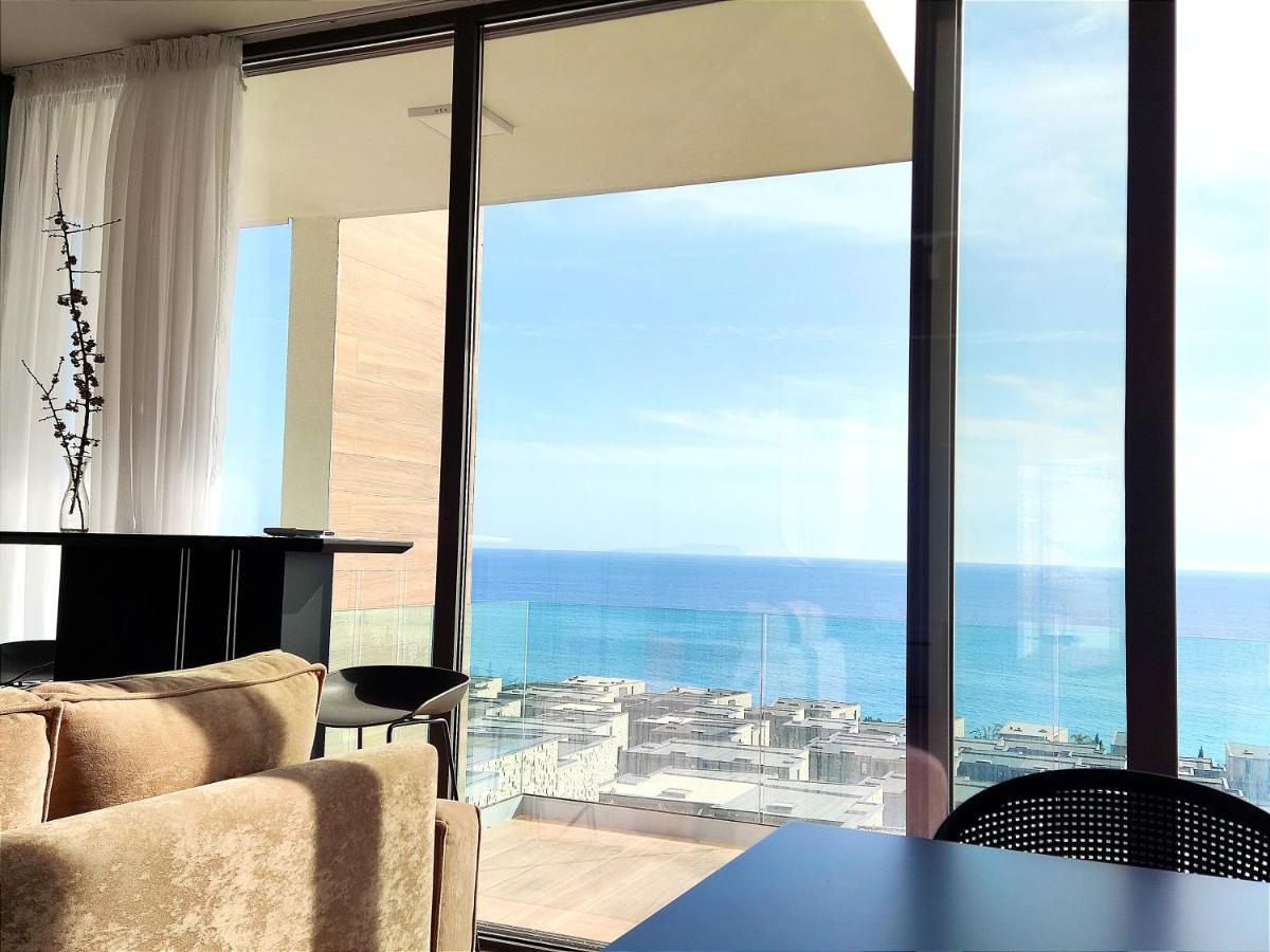 Luxury Sea View With Private Just A Few Steps From The Center Palasë