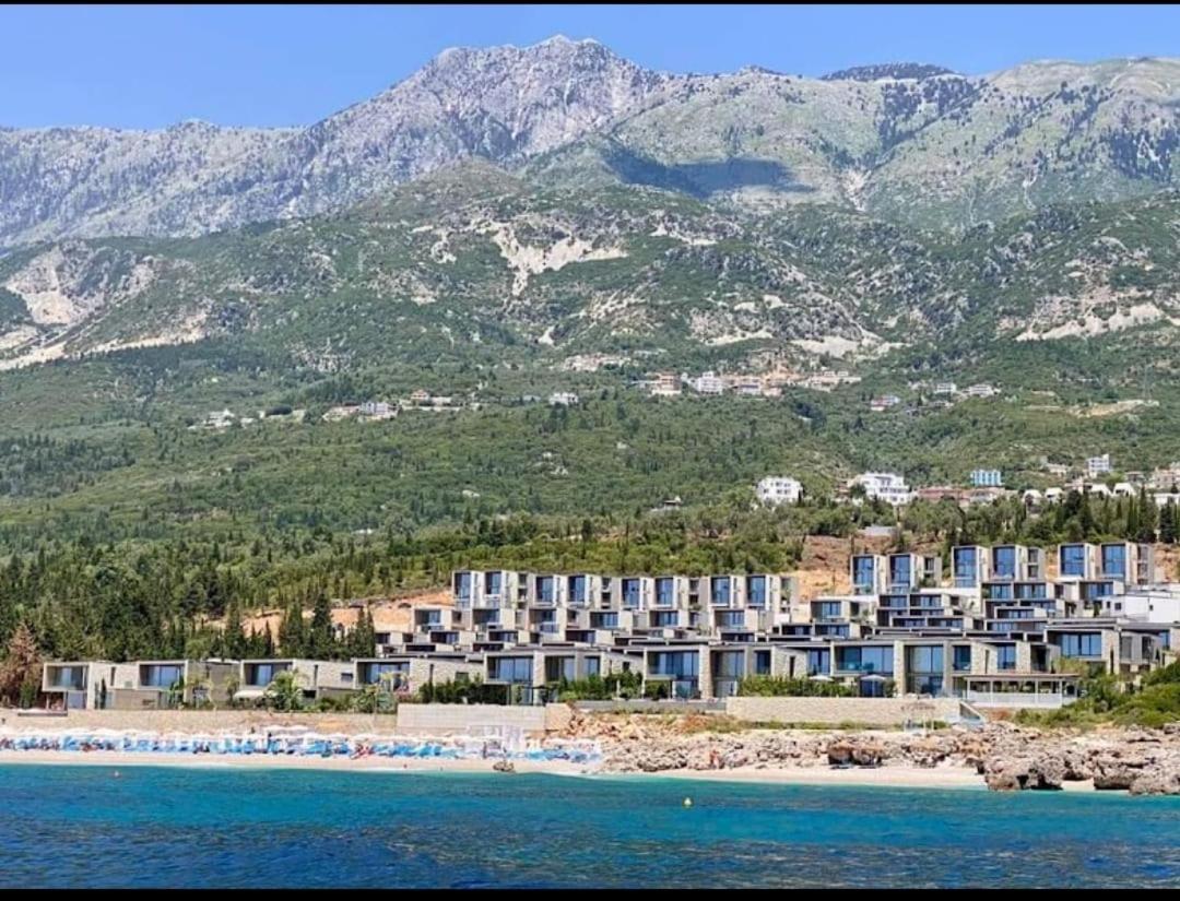 Luxury Sea View With Private Just A Few Steps From The Center
