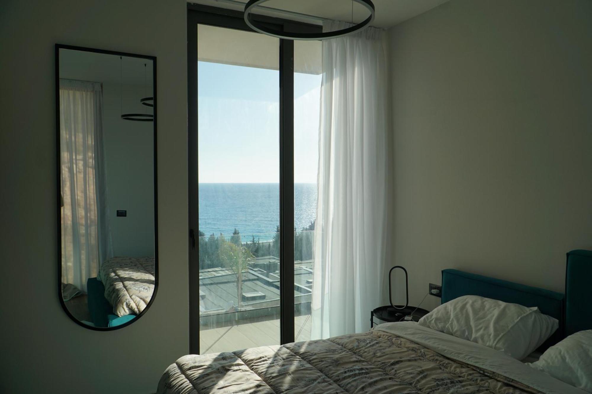 Appartement Luxury Sea View With Private Just A Few Steps From The Center